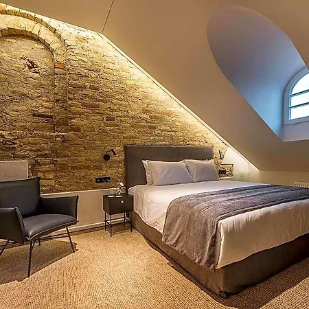 Szálloda Artagonist Art 4*