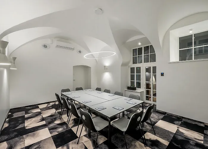 Artagonist Art Hotel