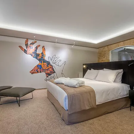 Artagonist Art