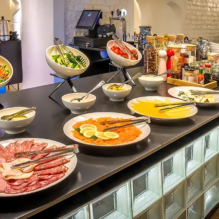 Artagonist Art Hotel