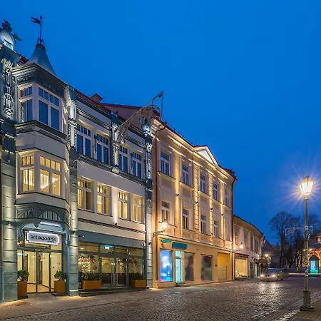 Artagonist Art Hotell 4*
