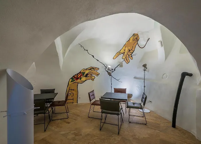 Artagonist Art Hotel