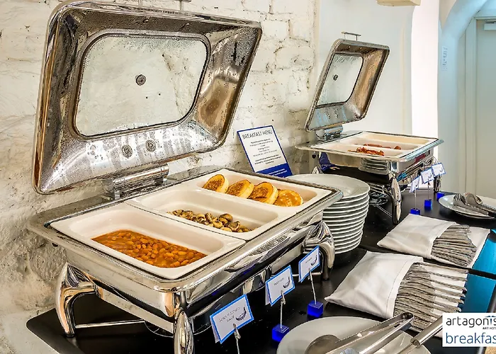 Artagonist Art فندق