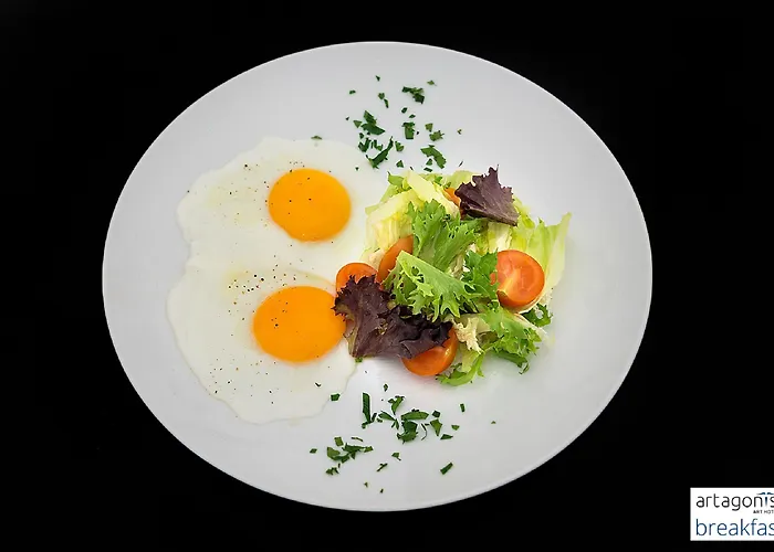 فندق Artagonist Art