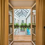 Hotell Artagonist Art