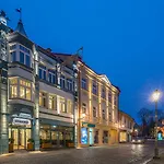 Artagonist Art Hotell 4*