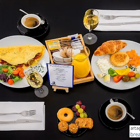 Artagonist Art Готель 4*