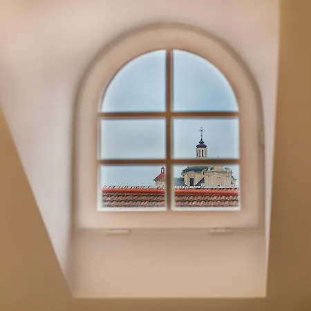 Artagonist Art 4* Вільнюс